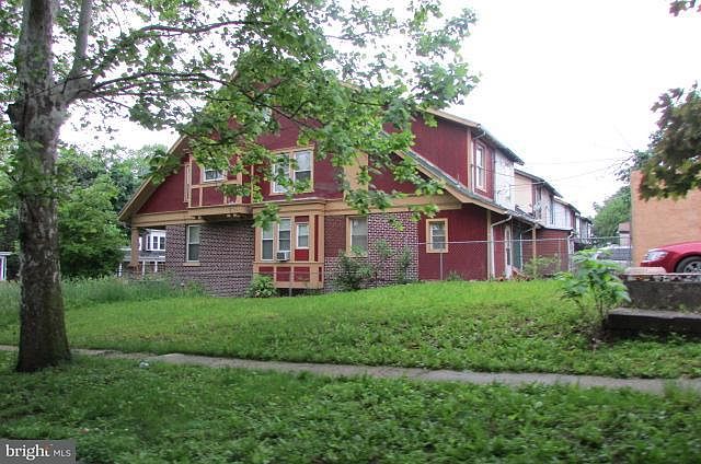 2nd image of 2403 N 5th St