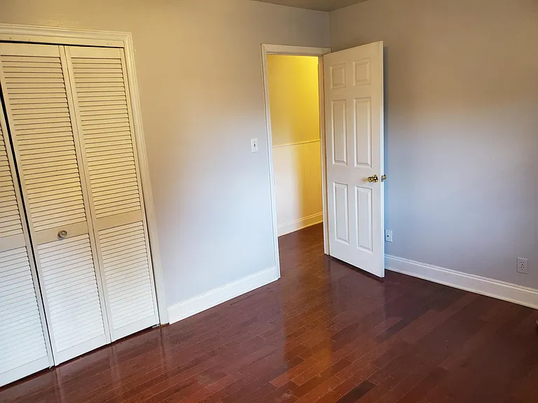 4825 Gettysburg Rd — Photo 8