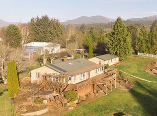 9500 S Prairie Rd, Tillamook, OR 97141