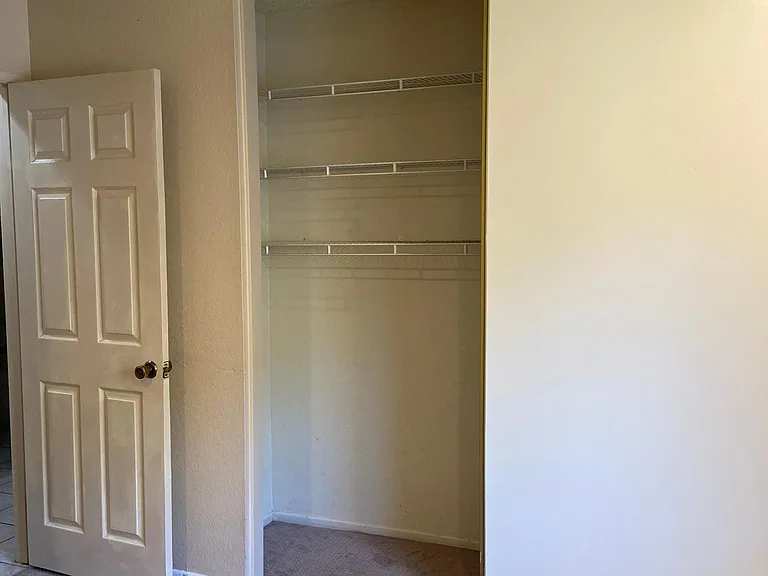 14639 Appian Way — Photo 18