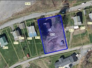 78 Chestnut St, Idamay, WV 26576