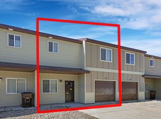 5803 Victoria Ave UNIT E, Williston, ND 58801