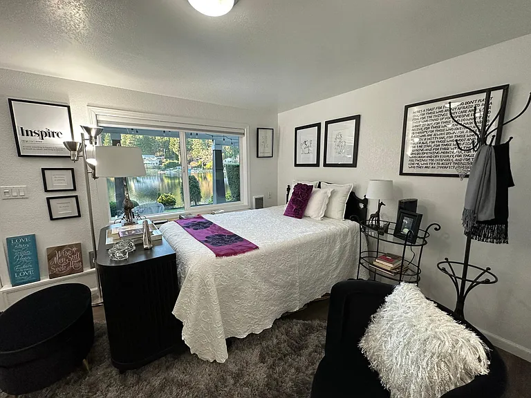 4943 Thompson Ln SE — Photo 9