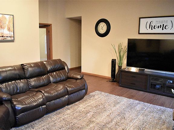 5th image of 5121 Heritage Dr