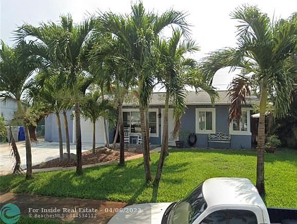 1st image of 2810 NE 9th Ave