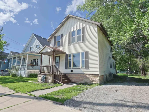 1813 3rd St, Bay City, MI 48708