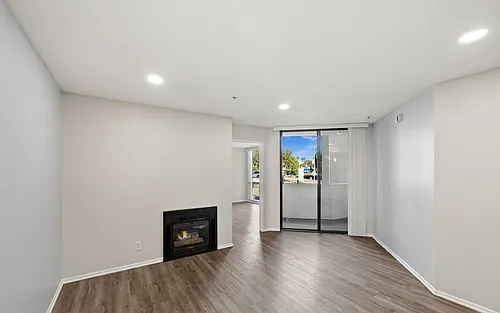 Floor plan 402