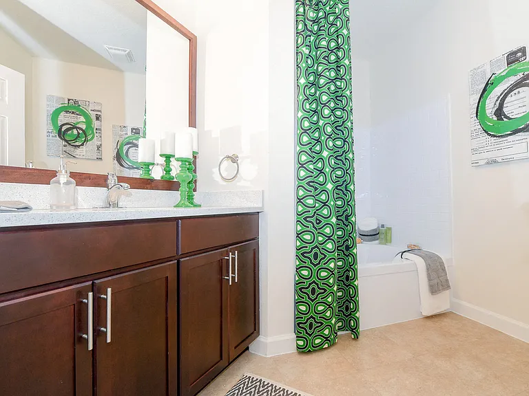 Reserve at Wauwatosa — Photo 19