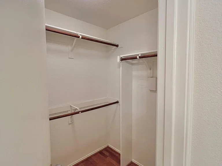 925 Jamie Dr — Photo 46