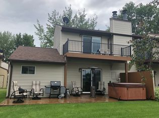 1207 2nd Ave SW, Jamestown, ND 58401