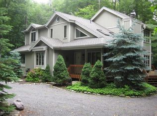173 Leatherstocking Ln, Pocono Pines, PA