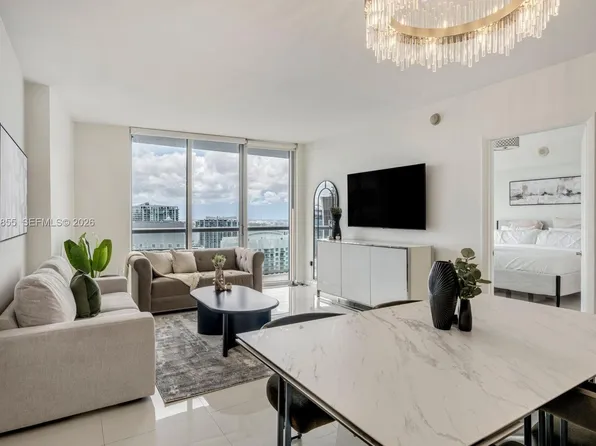 485 Brickell Ave APT 4706, Miami, FL 33131