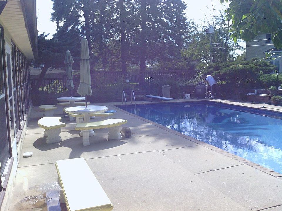 2nd image of 11720 223rd Ave
