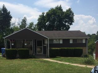 82 Claireview Dr, Carnegie, PA 15106
