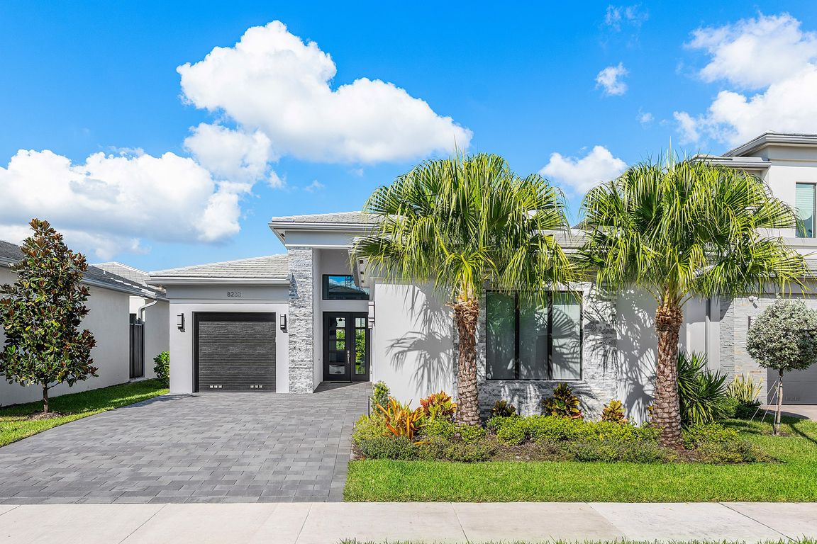 001-8233EssexCountryClubDrive-BocaRaton-FL-33434-SMALL