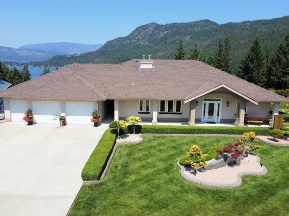 2675 Doebert Rd, Columbia Shuswap, BC V0E 1H1
