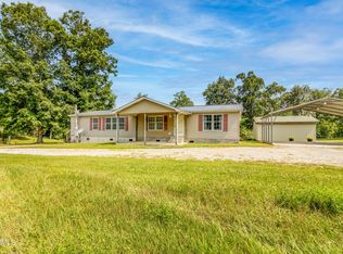 2583 Howard Springs Rd, Crossville, TN 38571
