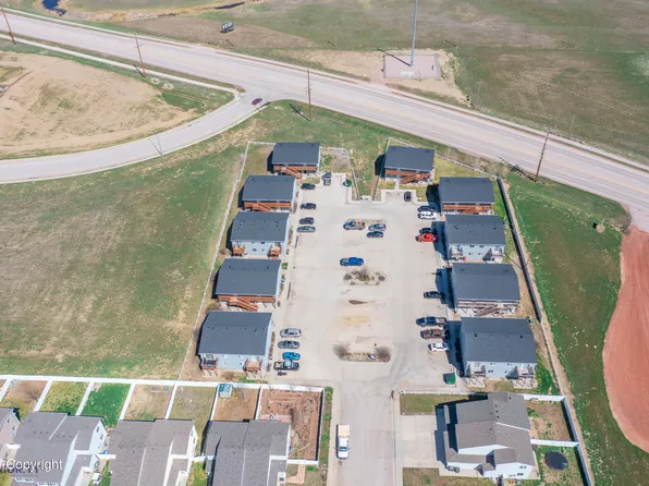 1922-1931 Harvest Moon Dr, Gillette, WY 82718