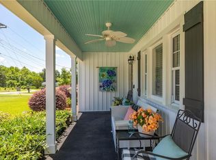 210 Bethlehem Ave, Thomasville, NC 27360