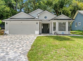7109 Fort Caroline Hills Dr, Jacksonville, FL 32277