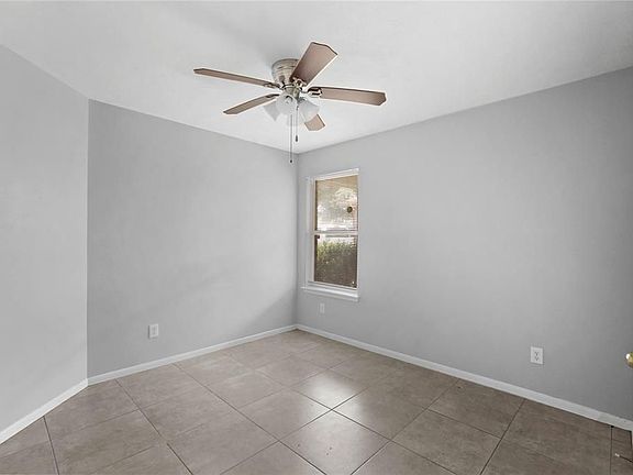 4th image of 538 Regional Park Dr