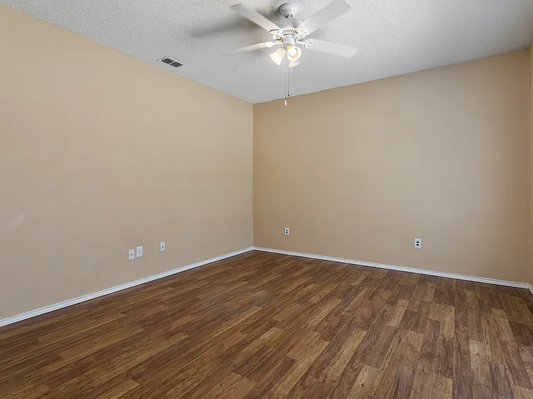 7605 Bryce Canyon Dr W — Photo 7