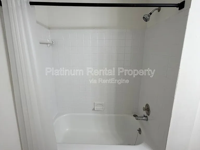 335 Winding River Dr #H — Photo 17