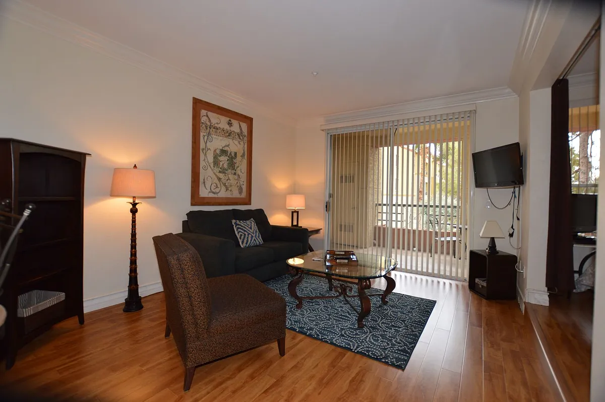 Building Photo - 260 E Flamingo Rd #210