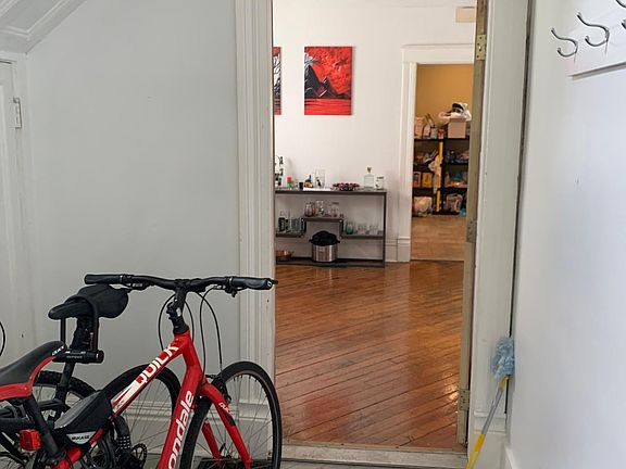 Foyer - looking into dining room and kitchen