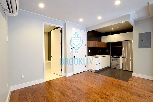 Rented by null | media 47