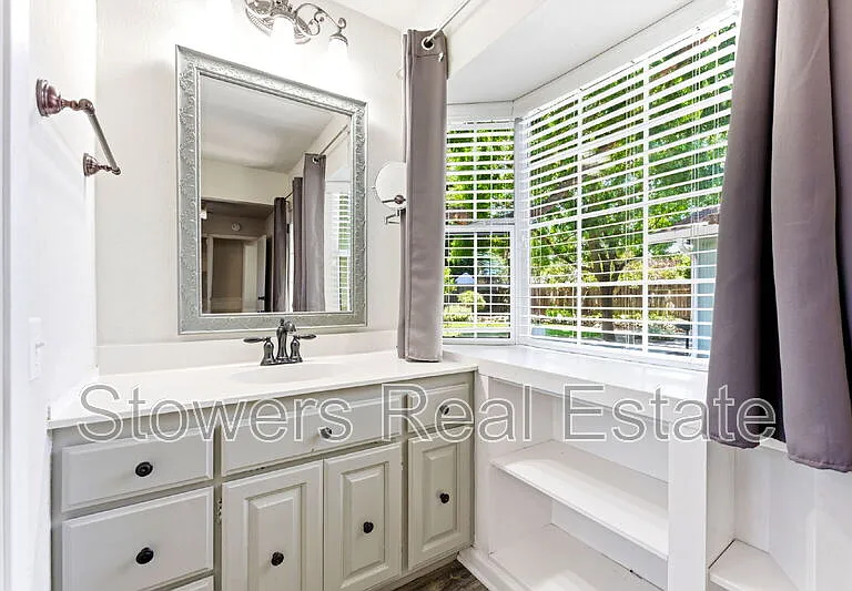 1574 Alpine Dr — Photo 42