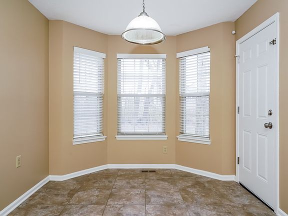 5th image of 7245 Bradford Woods Way