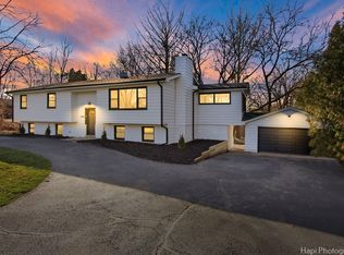 26268 N Hill Ave, Wauconda, IL