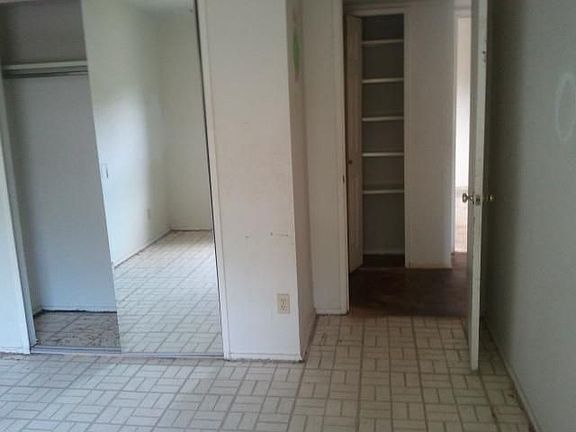 5th image of 3317 Edelweiss Dr
