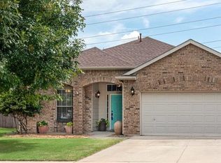 1109 River Ridge Rd, Roanoke, TX 76262