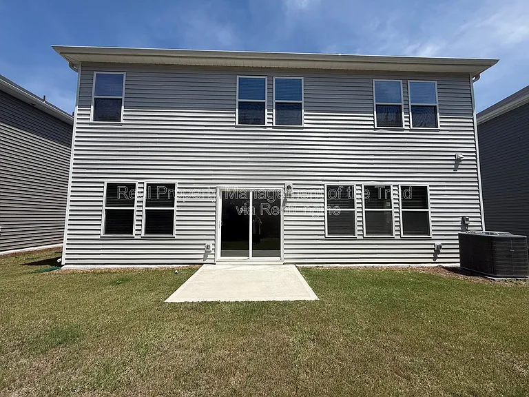 2215 Cherry Creek Rd — Photo 20
