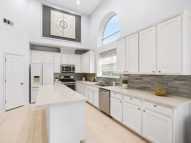 23707 Hackberry Dr — Photo 13