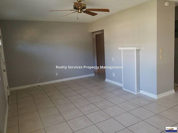 3rd image of 1716 Oakley Ave