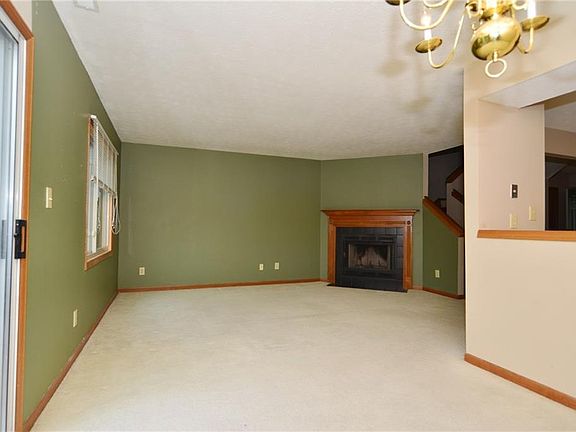 4th image of 7119 Sea Pine Dr