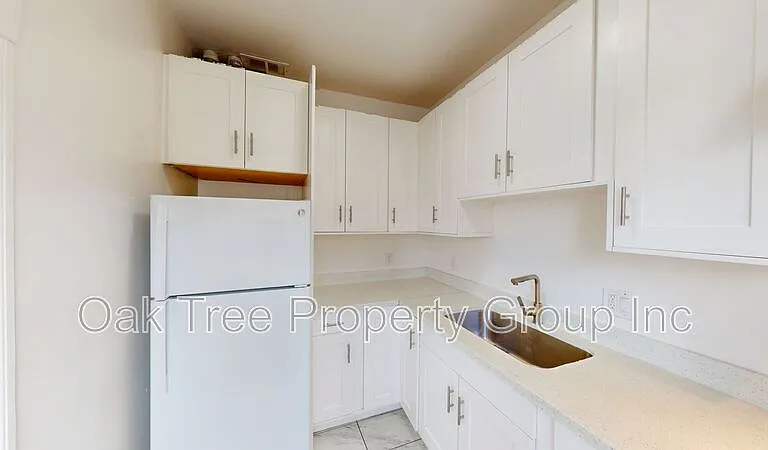624 31st St #628 — Photo 9