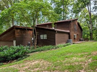 1000 Stone Creek Dr, Yadkinville, NC 27055