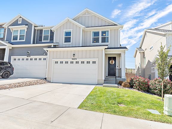 2nd image of 16074 S Bodmin Way