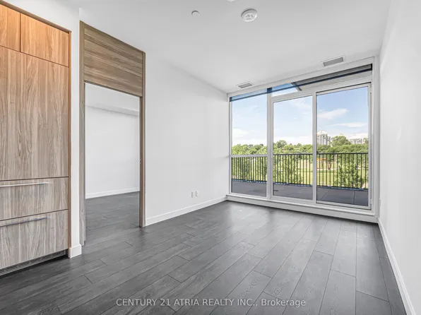 18 Esther Shiner Blvd #210, Toronto, ON M2K 0C4
