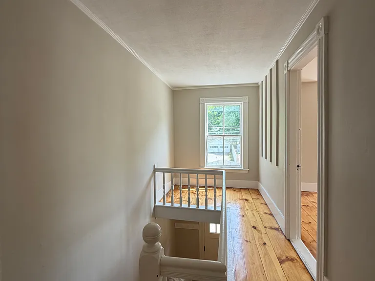 26 Washington St #2 — Photo 11