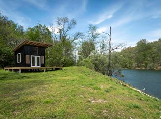 1651 Landfill Rd, De Soto, IL 62924