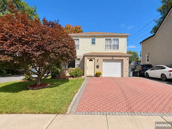 223 Merritt Avenue, Bergenfield, NJ 07621