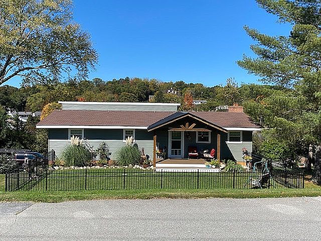 1st image of 103 Old Indian Hill Trl