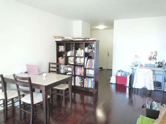 2nd image of 211 E 46th St #27C