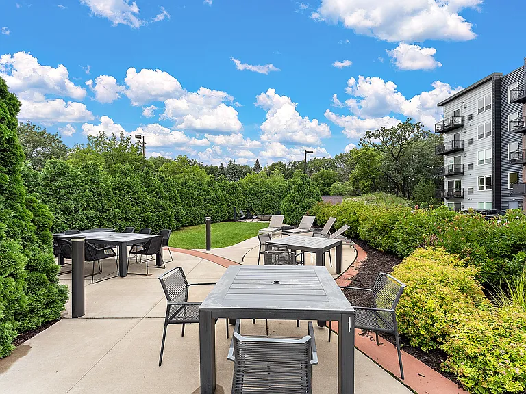 Altitude Residences — Photo 64