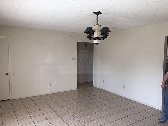 4th image of 1609 Lea Ann Dr